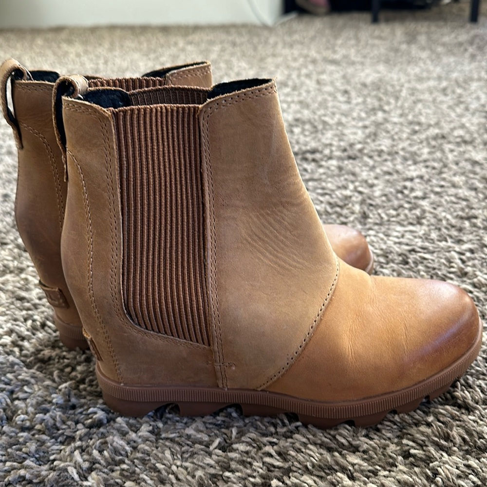 Sz 6 tan womens Sorel Joan of Arctic leather waterproof wedge boots
